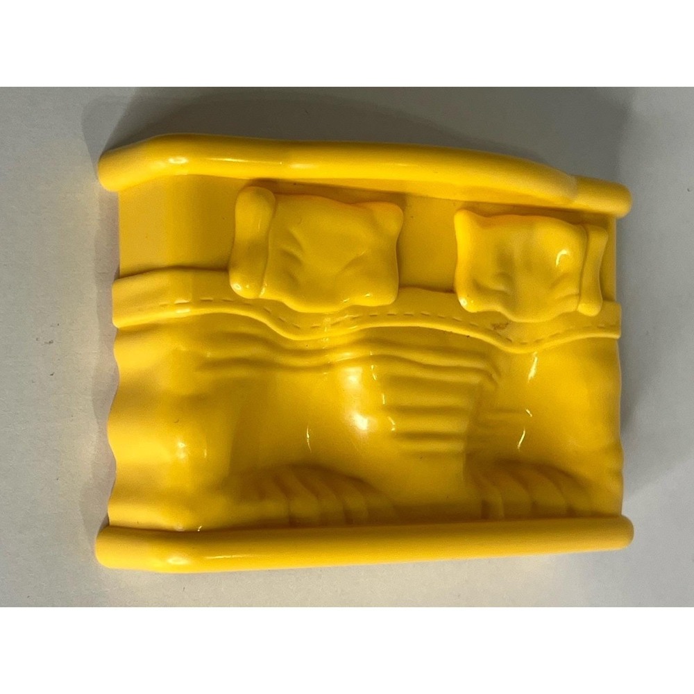 Fisher Price Little People‎ Sweet Sounds Doll House Double Yellow Bed